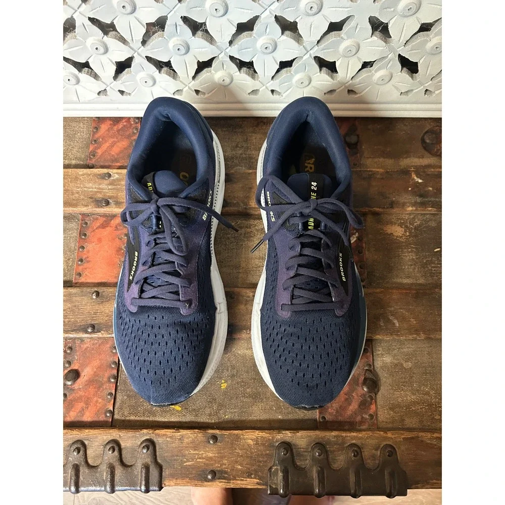 Brooks Adrenaline GTS 24 Mens Running Shoes Navy Blue Sneakers